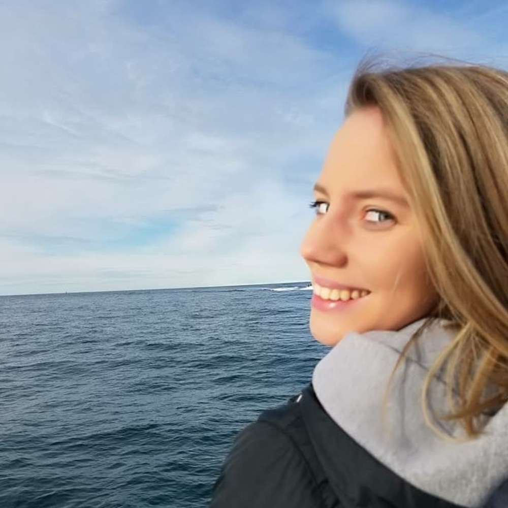 Meet your Posher, Kendra